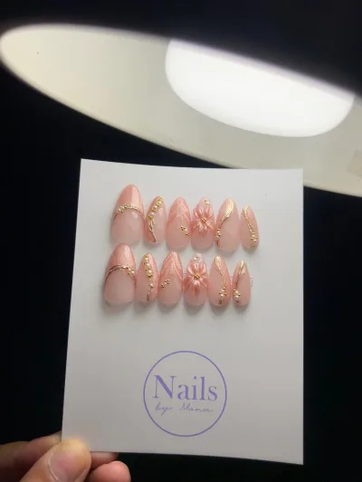Peach Cat Eye Chrome